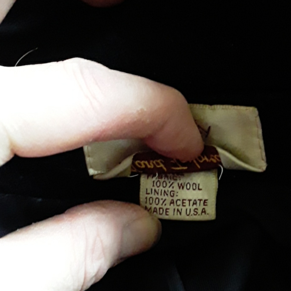 Coat - Picture 4 of 6